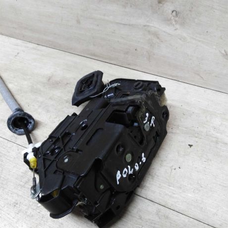 zamok-dveri-volkswagen-polo-sedan-art-16531-big-1