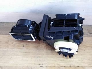 korpus-pecki-volkswagen-polo-sedan-art-16569