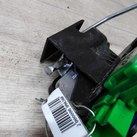 zamok-dveri-zadnii-pravyi-hyundai-solaris-art-16703-big-2