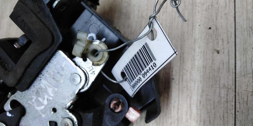 zamok-zadnei-levoi-dveri-kia-spectra-art-17136-big-3