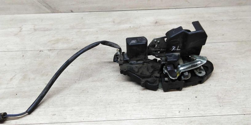 zamok-zadnei-levoi-dveri-kia-spectra-art-17136-big-1