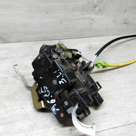 zamok-dveri-zadnii-levyi-audi-a6-c5-art-17230-big-0