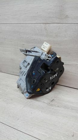 zamok-dveri-audi-a6-c6-art-18671-big-0