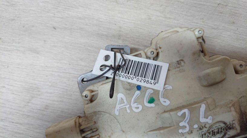 zamok-dveri-audi-a6-c6-art-18671-big-4