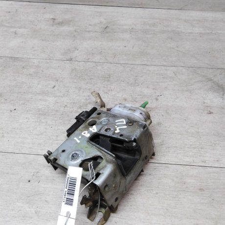 zamok-dveri-audi-a8-d2-art-18784-big-0