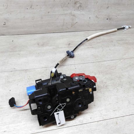 zamok-dveri-zadnii-pravyi-volkswagen-touareg-art-19912-big-0