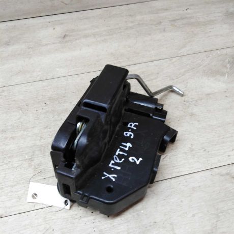 zamok-dveri-zadnii-pravyi-hyundai-getz-art-20632-big-0