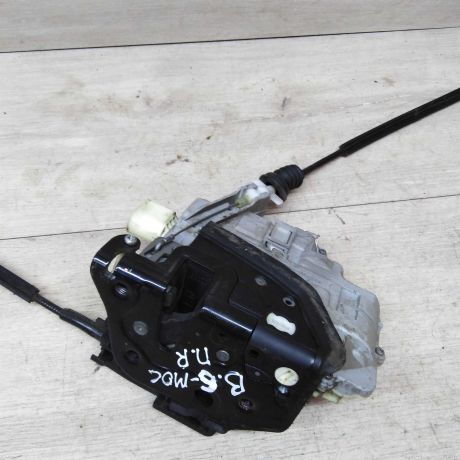 zamok-dveri-perednii-pravyi-volkswagen-passat-b6-art-20876-big-0