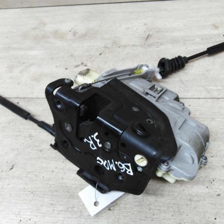 zamok-dveri-zadnii-pravyi-volkswagen-passat-b6-art-21076-big-0