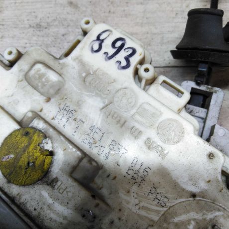 zamok-dveri-perednii-pravyi-audi-a6-c6-art-21322-big-2