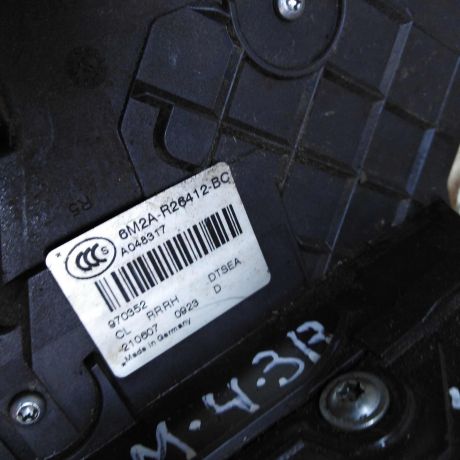 zamok-dveri-perednii-pravyi-ford-mondeo-4-bez-trosa-art-21642-big-1