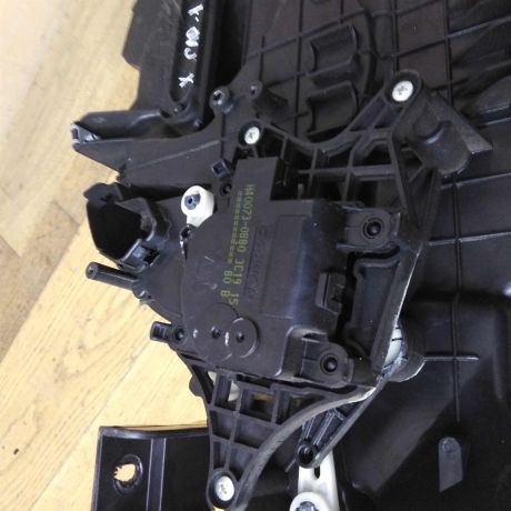 korpus-pecki-hyundai-solaris-s-radiatorom-kondicionera-art-22742-big-3