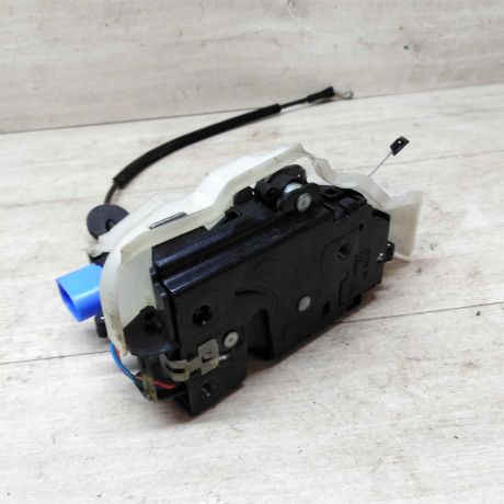 zamok-dveri-zadnii-levyi-volkswagen-jetta-5-art-23560-big-0