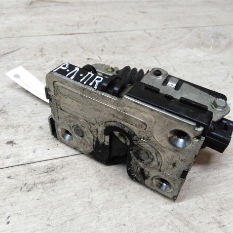 zamok-dveri-perednii-pravyi-renault-logan-art-24148-big-0