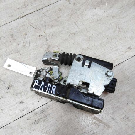 zamok-dveri-perednii-pravyi-renault-logan-art-24148-big-1