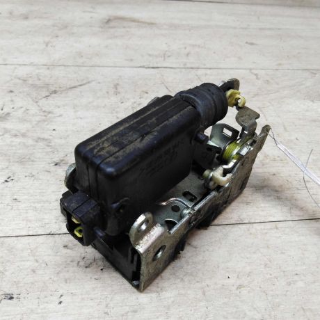 zamok-dveri-perednii-pravyi-renault-logan-art-24148-big-2