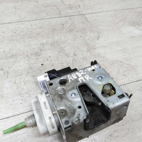 zamok-dveri-perednii-pravyi-audi-a8-d2-art-24969-big-0