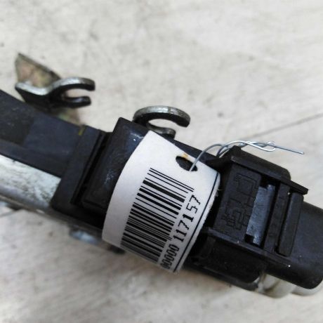 zamok-dveri-perednii-levyi-audi-a8-d2-art-25021-big-2