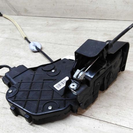 zamok-dveri-perednii-ford-focus-2-rest-pravyi-art-25325-big-0