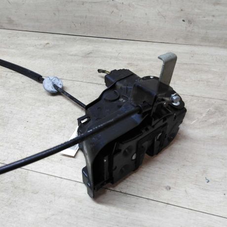 zamok-dveri-zadnii-pravyi-ford-focus-2-rest-art-25326-big-0