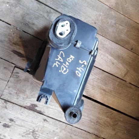 korpus-pecki-otopitelia-salona-volvo-s40-art-26657-big-3