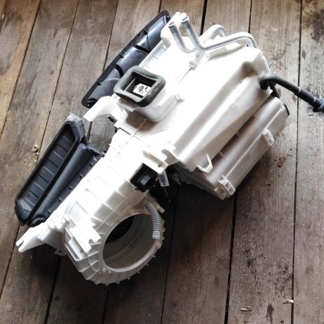 korpus-pecki-otopitelia-salona-mitsubishi-lancer-10-art-26659-big-2