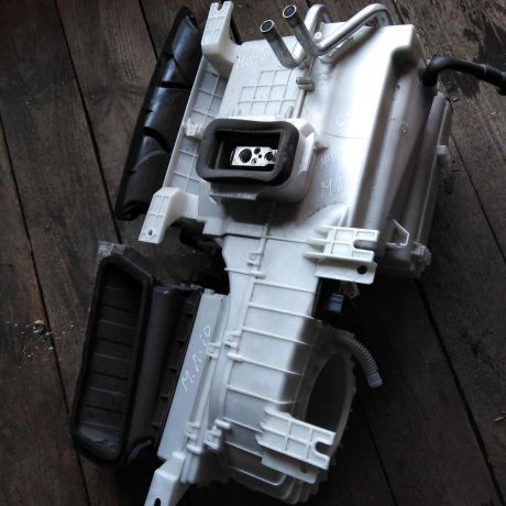 korpus-pecki-otopitelia-salona-mitsubishi-lancer-10-art-26659-big-3