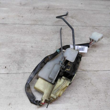 zamok-dveri-perednii-levyi-mazda-626-art-26888-big-3