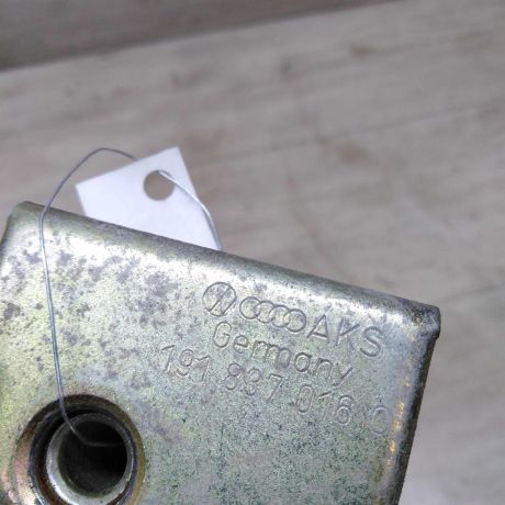 zamok-dveri-perednii-pravyi-volkswagen-jetta-2-art-27466-big-2