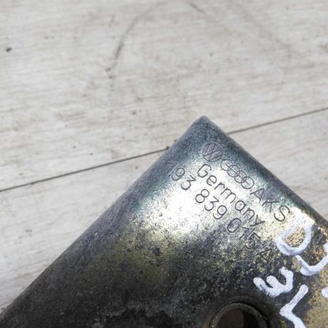 zamok-dveri-zadnii-levyi-volkswagen-jetta-2-art-27610-big-1