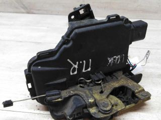 zamok-dveri-perednii-pravyi-skoda-octavia-tour-art-28088