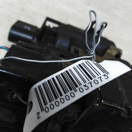 zamok-dveri-perednii-pravyi-skoda-octavia-tour-art-28093-big-2