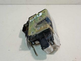 zamok-dveri-perednii-pravyi-volkswagen-golf-3-art-28277