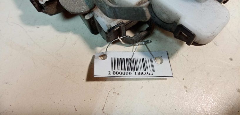 zamok-zadnii-levyi-volkswagen-golf-3-art-28278-big-1