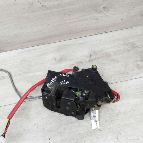 zamok-dveri-perednii-levyi-mazda-323-art-28330-big-0