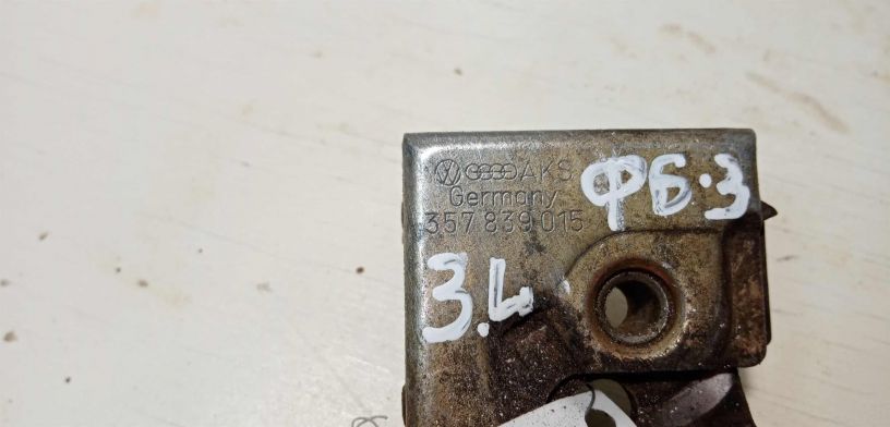 zamok-dveri-zadnii-levyi-volkswagen-passat-b3-art-28483-big-2