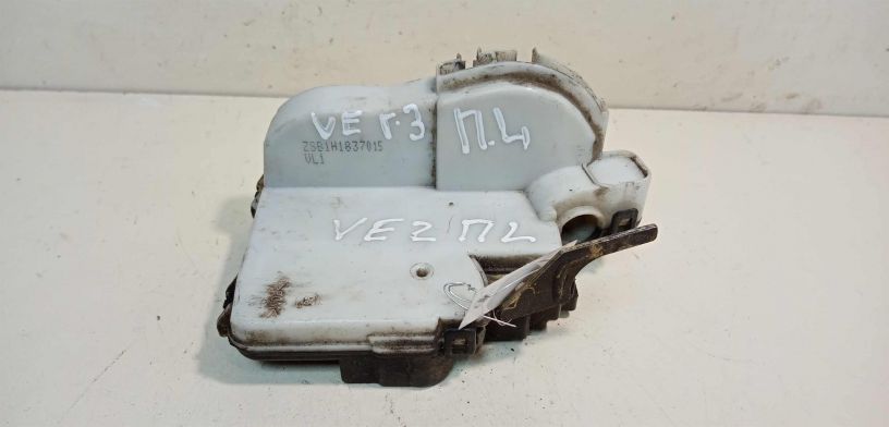 zamok-dveri-perednii-levyi-volkswagen-golf-3-art-28683-big-0