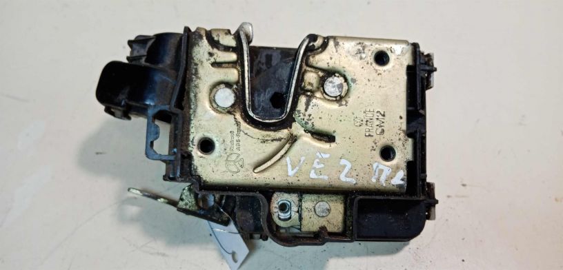 zamok-dveri-perednii-levyi-volkswagen-golf-3-art-28683-big-2