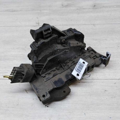 zamok-dveri-zadnii-levyi-ford-focus-1-rest-art-29734-big-0