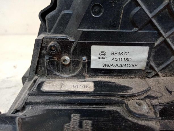 zamok-dveri-zadnii-pravyi-mazda-3-bk-xetcbek-art-29877-big-1