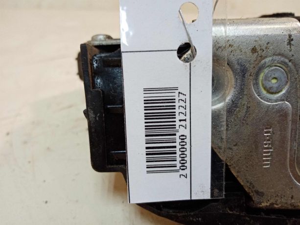 zamok-dveri-perednii-pravyi-mazda-3-bk-xetcbek-art-30054-big-1