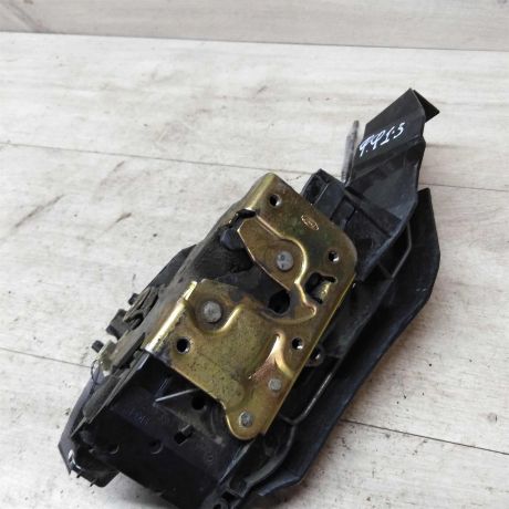 zamok-dveri-perednii-pravyi-ford-focus-1-rest-art-30785-big-1