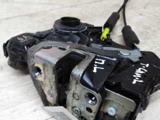 zamok-perednii-levyi-toyota-camry-v40-art-31361