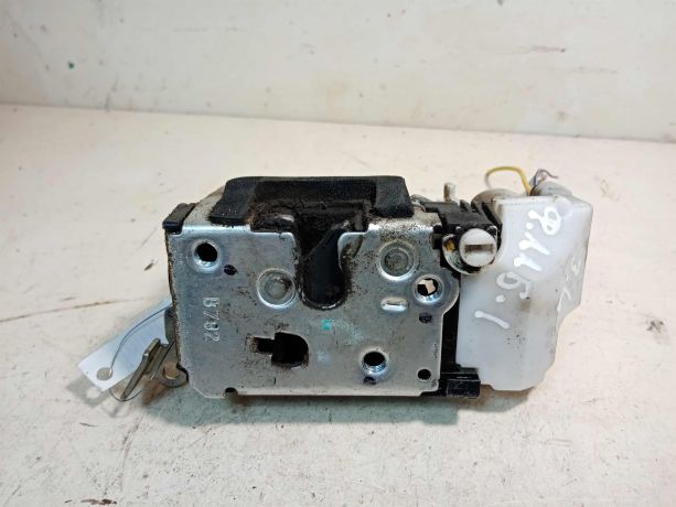 zamok-dveri-zadnii-levyi-fiat-albea-14i-art-31445-big-1