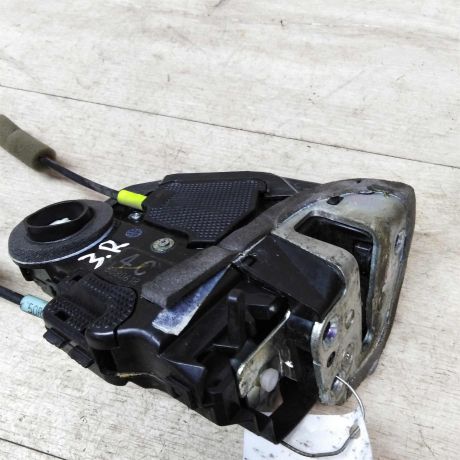 zamok-dveri-zadnii-pravyi-toyota-camry-v40-art-31517-big-1