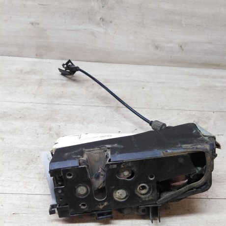 zamok-dveri-perednii-pravyi-volkswagen-sharan-rest-art-31780-big-0