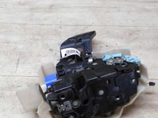 zamok-dveri-perednii-pravyi-volkswagen-touareg-rest-art-33111