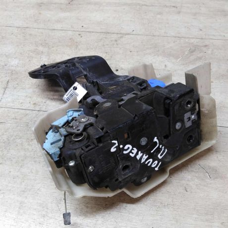 zamok-dveri-perednii-levyi-volkswagen-touareg-rest-art-33113-big-0