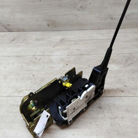 zamok-dveri-perednii-pravyi-ford-transit-2005-g-art-33354-big-2