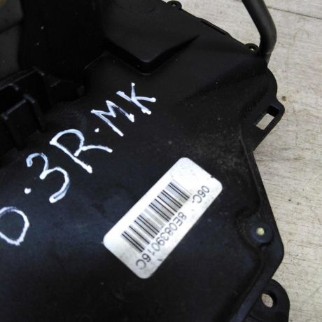 zamok-dveri-zadnii-pravyi-audi-a4-b6-8e-art-33365-big-2